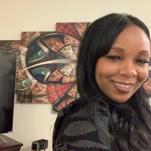 Meet your Posher, Elondra